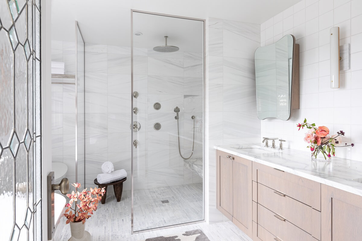 An Eclectic Elegant Home in Vancouver 23 bathroom-walk-in-shower-elegant-vancouver-home-nordroom