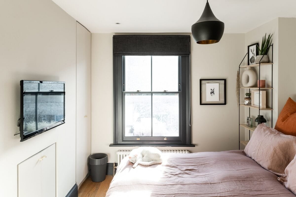 A London Family Home with Grey Accents 10 bedroom-dark-trimmings-victorian-terrace-house-london-nordroom