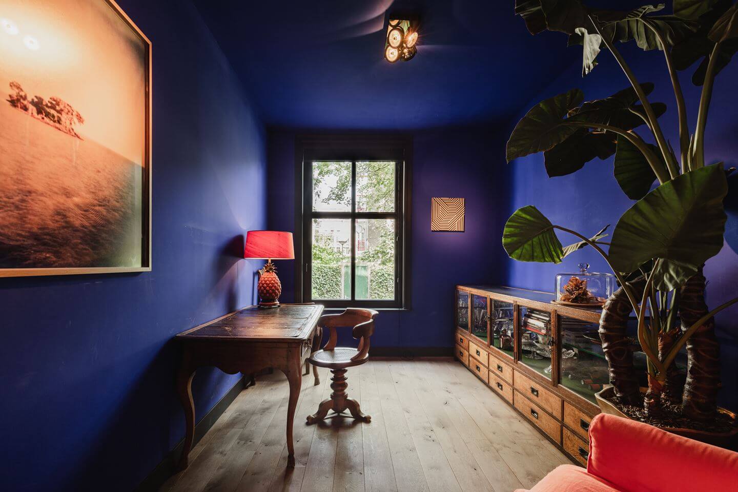 A Luxurious Townhouse in Amsterdam With Loft-Style Living Room 8 blue-home-office-warm-townhouse-amsterdam-nordroom
