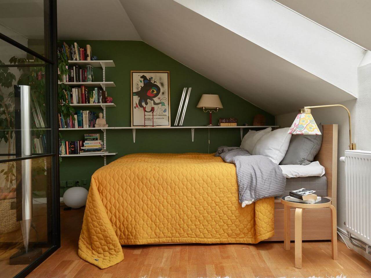 How To Decorate A Bedroom with A Slanted Ceiling 24 green-yellow-bedroom-shelves-slanted-ceiling-nordroom