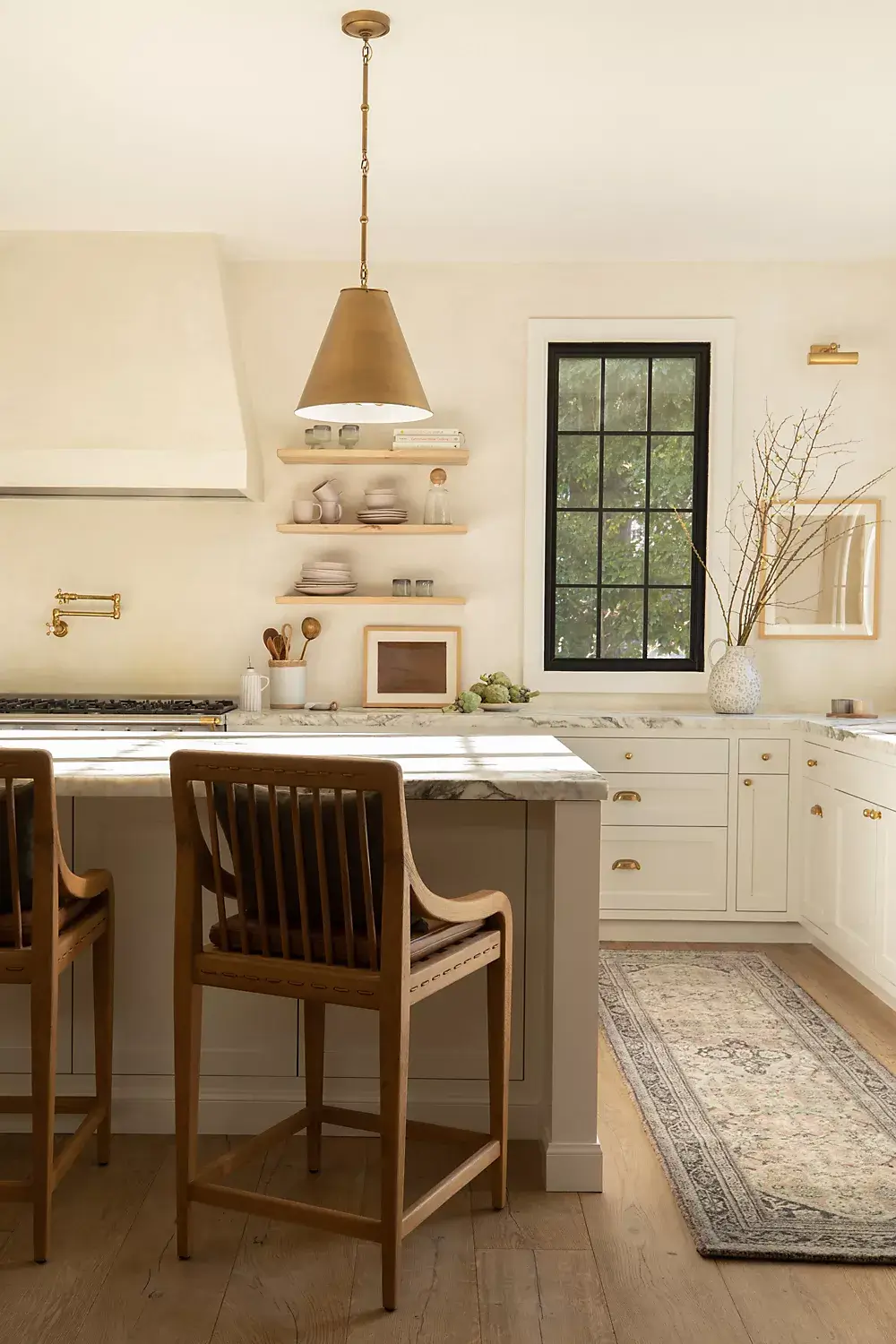 Simple Pleasures: Amber Lewis for Anthropologie (2022) 6 kitchen-amber-lewis-anthropologie-nordroom