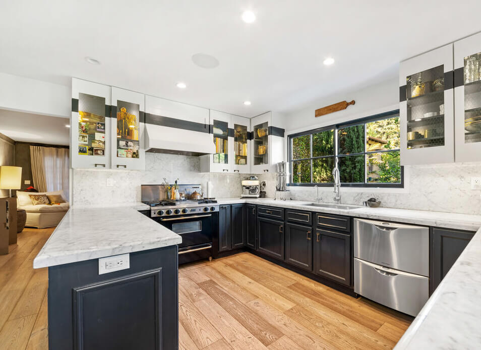 Actor Kevin McKidd Sells His Los Angeles Home 2 kitchen-kevin-mckidd-greys-anatomy-los-angeles-nordroom