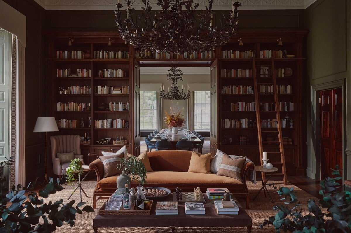 A Grand Georgian Manor House in England 4 library-room-benham-park-nordroom