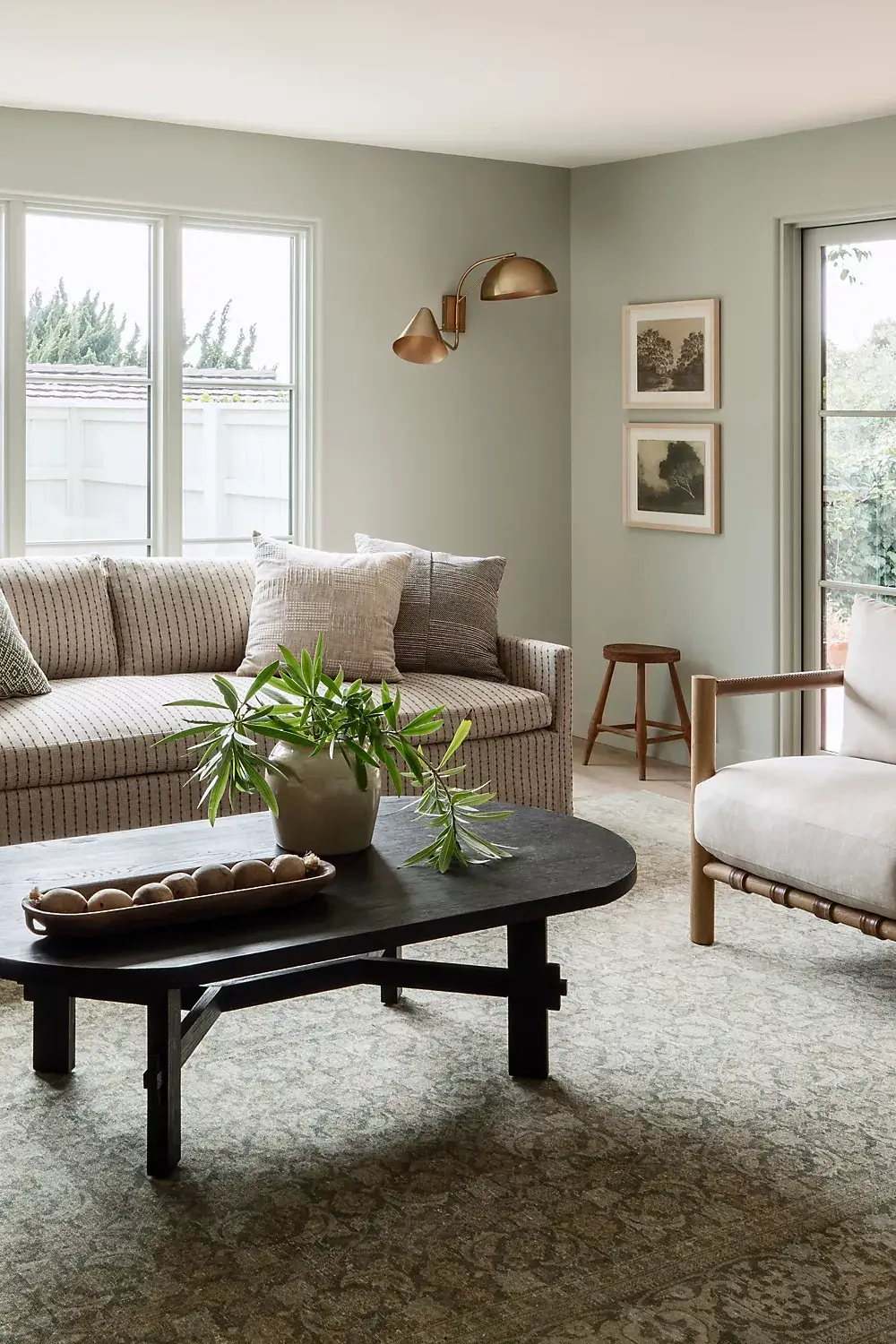 Simple Pleasures: Amber Lewis for Anthropologie (2022) 2 light-sitting-roomamber-lewis-anthropologie-nordroom