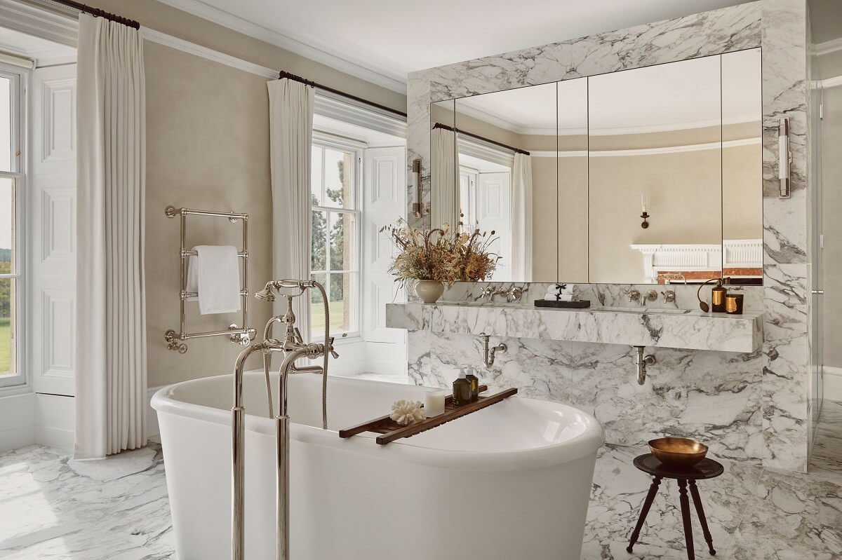 A Grand Georgian Manor House in England 19 marble-bathroom-freestanding-bath-nordroom