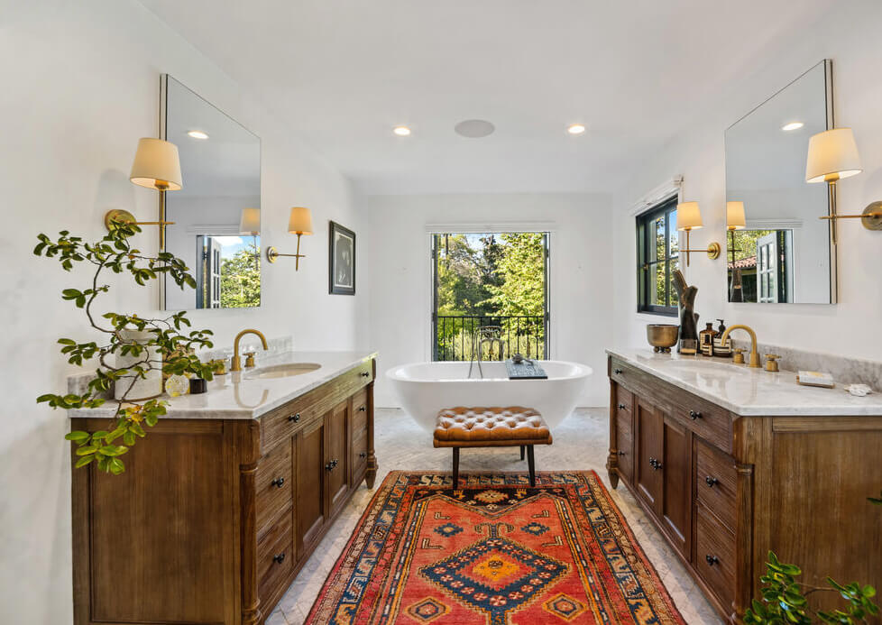 master-bathroom-rug-vintage-cabinets-nordroom
