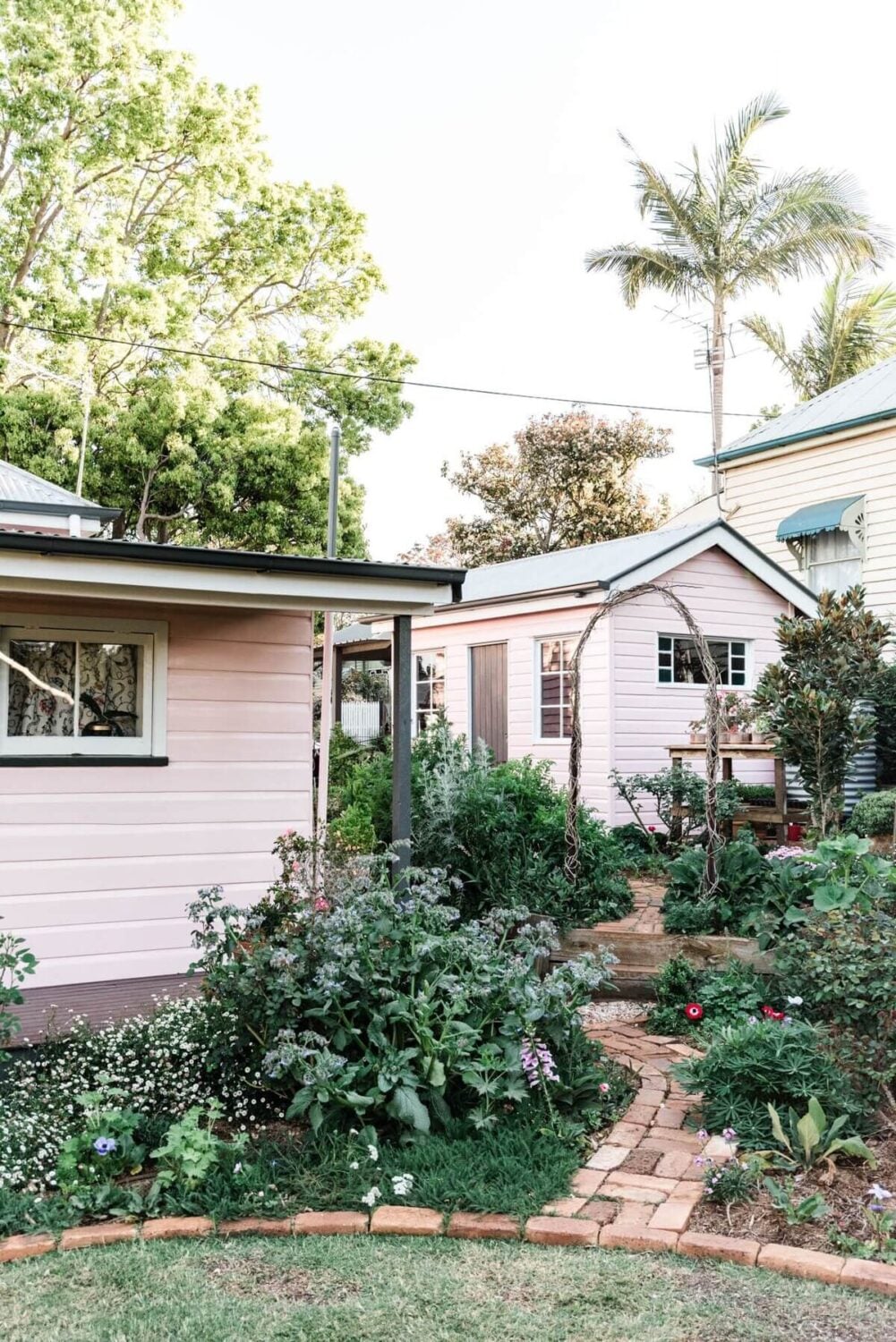 Norwood Roses: A Vintage Cottage in Australia 17 norwood-roses-airbnb-cottage-nordroom