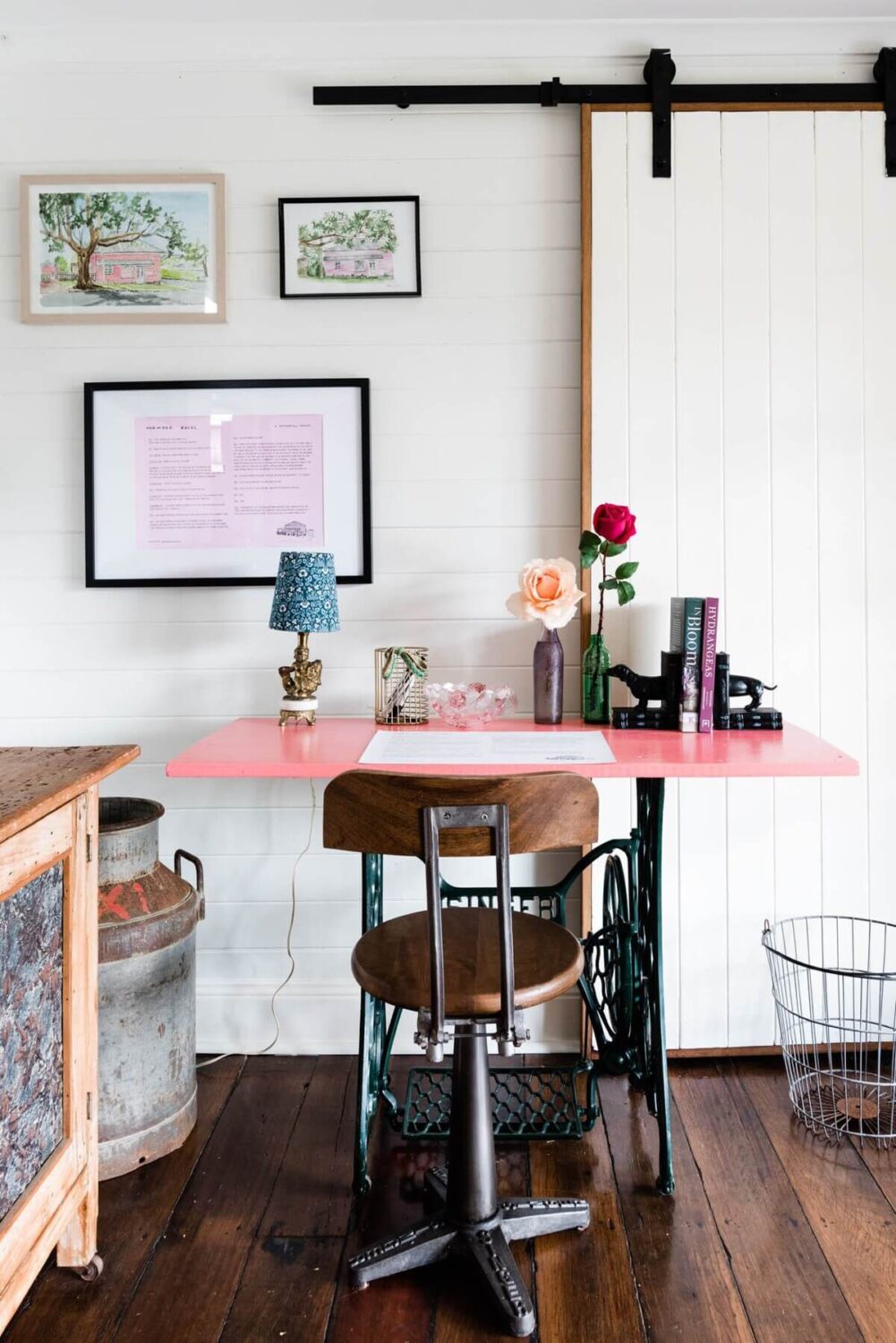 Norwood Roses: A Vintage Cottage in Australia 11 pink-desk-vintage-cottage-nordroom