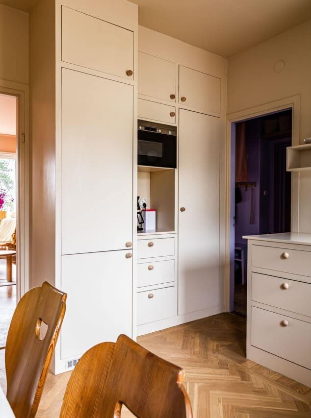 A Pink and Yellow Scandinavian Apartment 6 soft-yellow-scandinavian-kitchen-nordroom