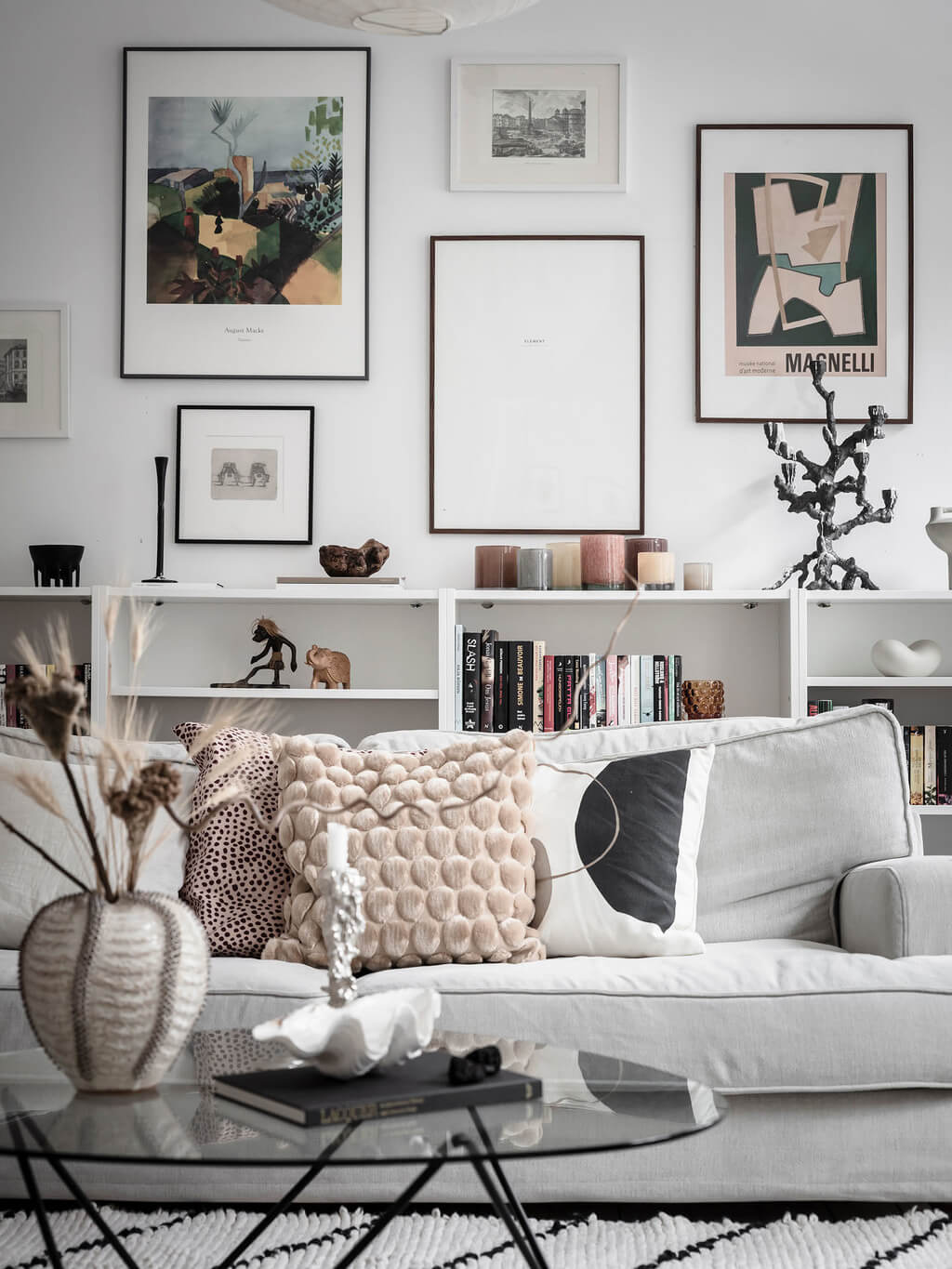A White Nordic Apartment 3 white-scandinavian-apartment-nordroom (2)
