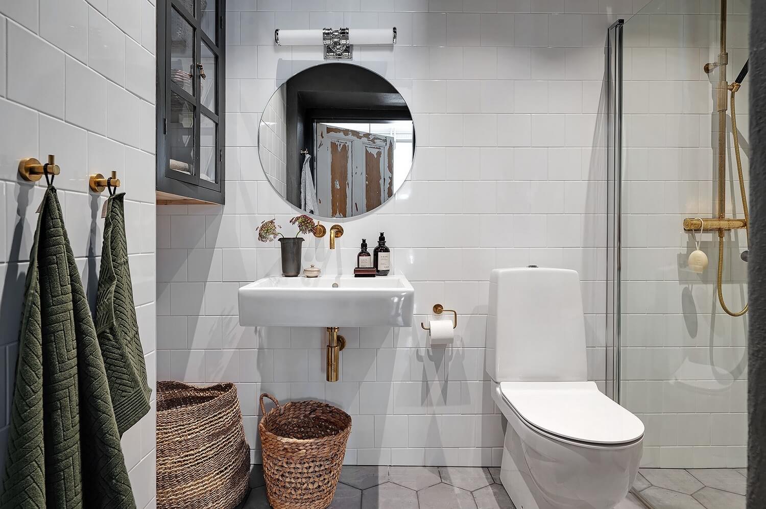 A Luxurious Blue and Gray Studio Apartment 19 bathroom-nordic-studio-apartment-nordroom