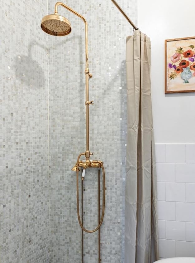 A Lovely Natural Apartment in Sweden 18 bathroom-scandinavian-apartment-helsingborg-nordroom