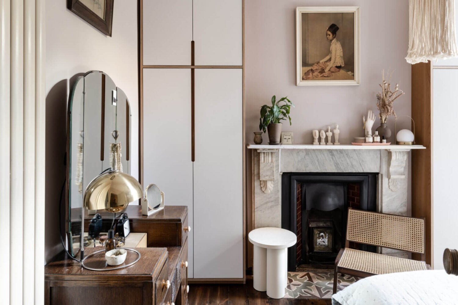 A Cozy Flat in London with Navy Blue Living Room 14 bedroom-fireplace-vanity-london-nordroom