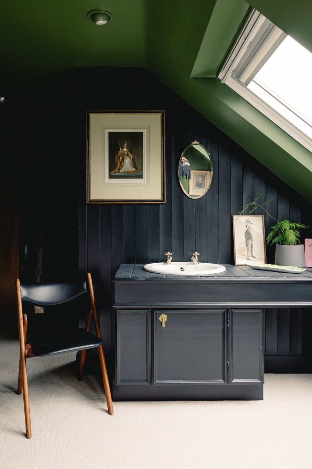 A Green Kitchen with Pink Ceiling in a Colorful London Home 25 black-wash-basic-green-attic-bedroom-colorful-home-nordroom