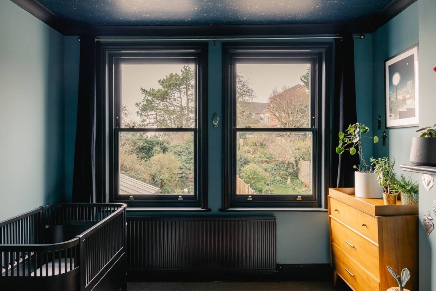 A Green Kitchen with Pink Ceiling in a Colorful London Home 19 blue-childrens-room-star-painted-ceiling-nordroom