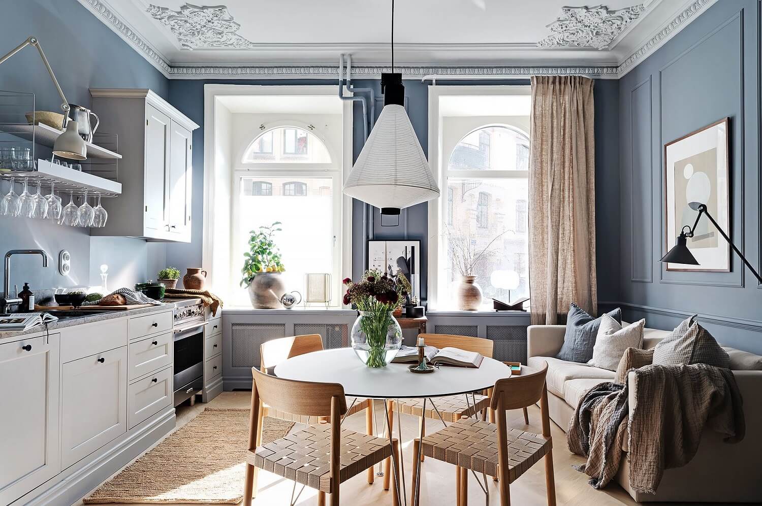A Luxurious Blue and Gray Studio Apartment 2 blue-studio-apartment-light-gray-kitchen-nordroom