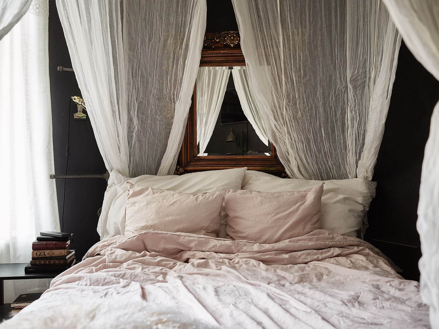 A Black Vintage Studio Apartment 3 canopy-bed-gothic-design-black-studio-apartment-nordroom