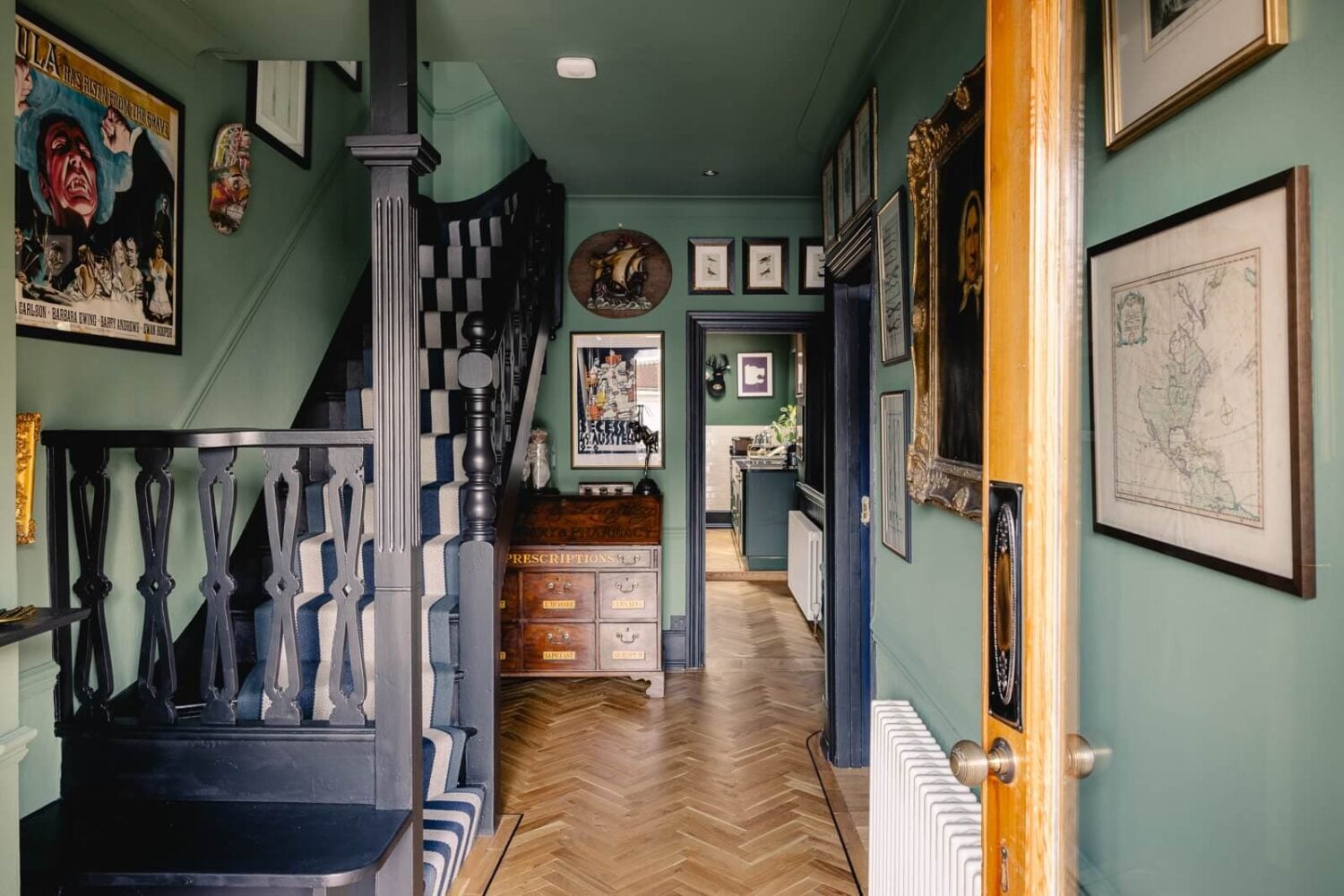 A Green Kitchen with Pink Ceiling in a Colorful London Home 12 green-hallway-art-colorful-edwardian-home-london-nordroom