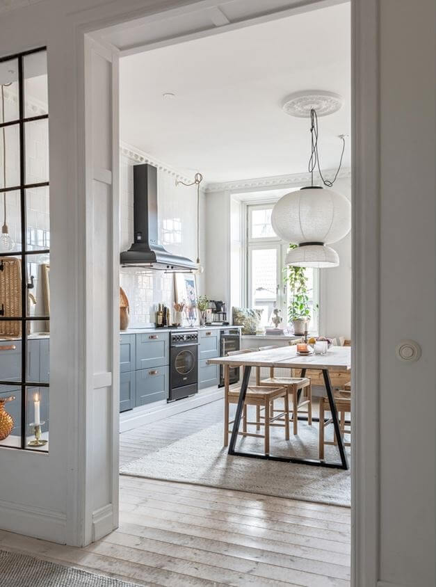 A Lovely Natural Apartment in Sweden 7 large-scandinavian-kitchen-glass-wooden-floor-nordroom