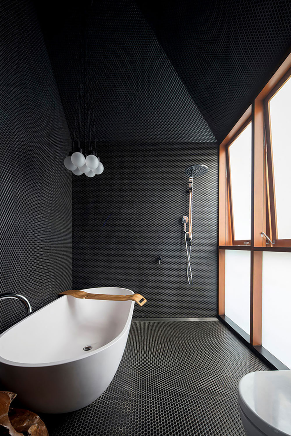 50 Amazing Black Bathroom Design Ideas 2 minimalistic-black-bathroom-tiles-freestanding-bathtub-nordroom
