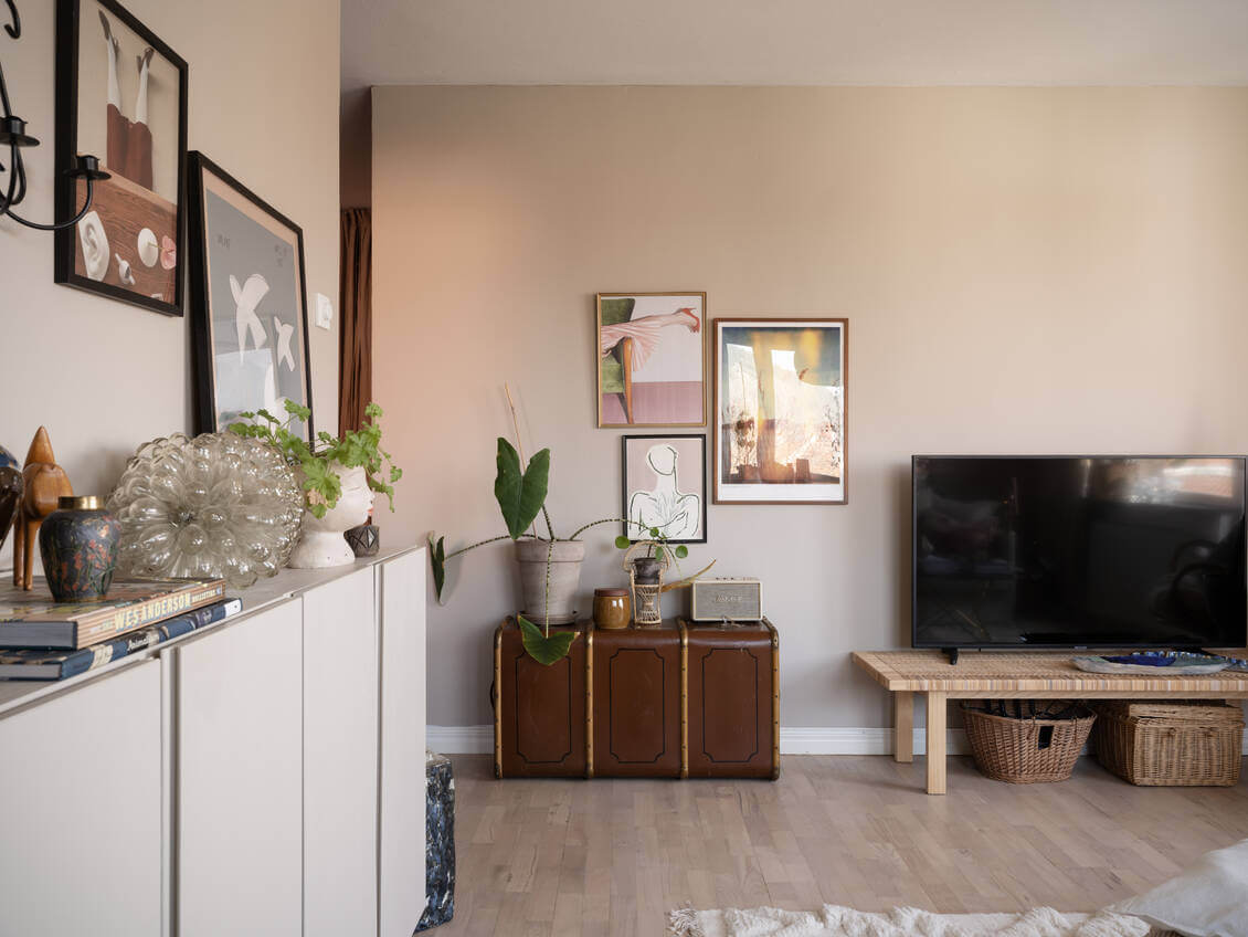 A Warm Neutral Colored Nordic Home 9 neutal-living-room-scandinavian-decor-nordroom