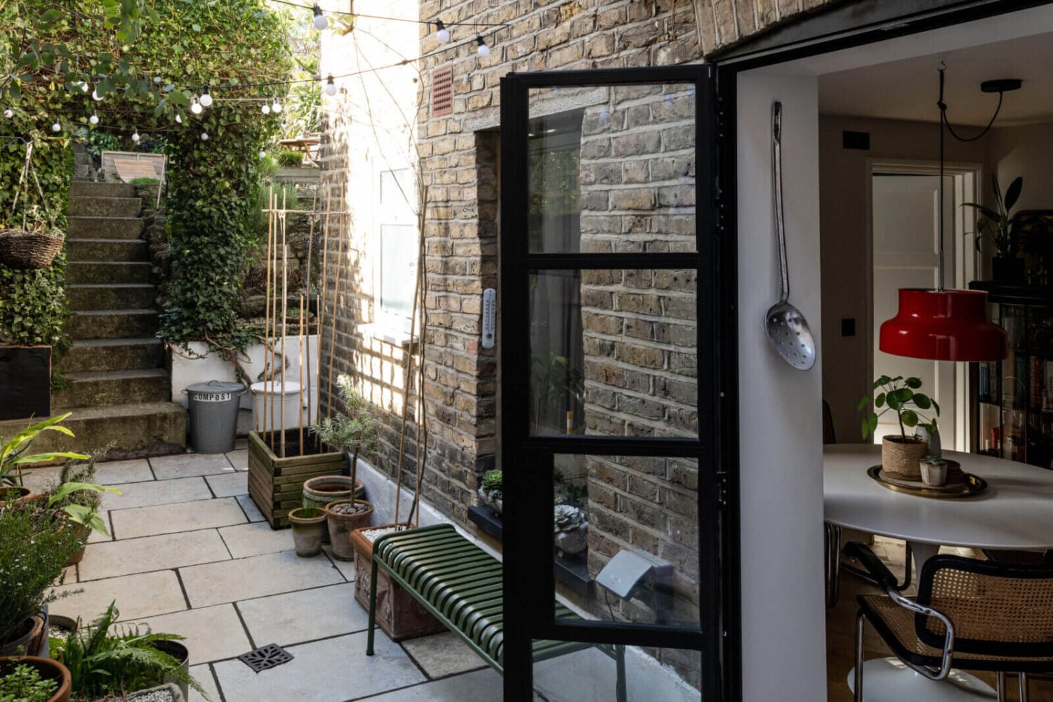 A Cozy Flat in London with Navy Blue Living Room 11 outdoor-terrace-london-flat-nordroom