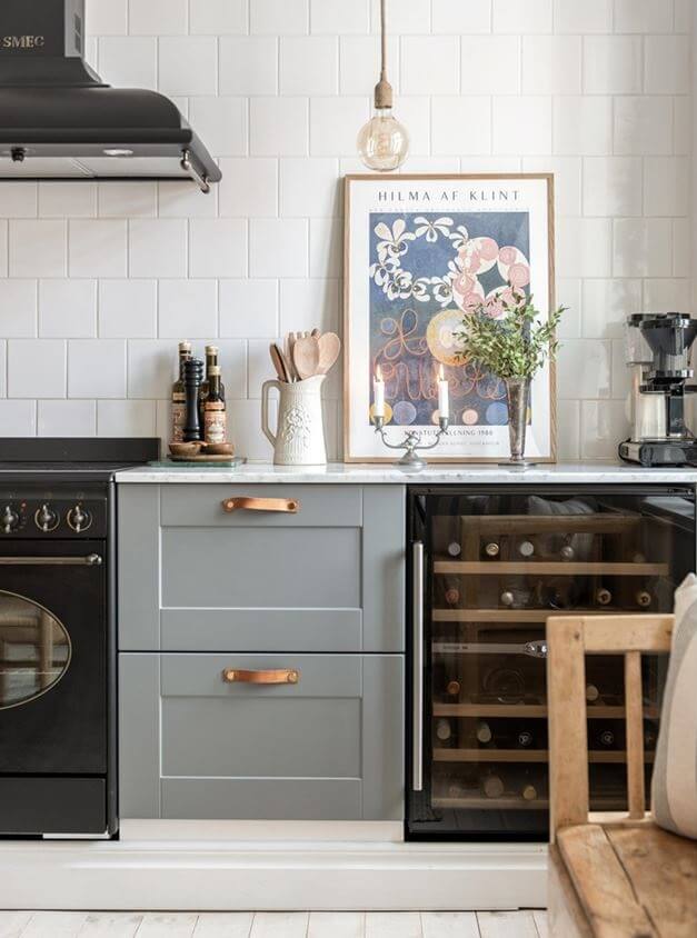 A Lovely Natural Apartment in Sweden 6 scandinavian-kitchen-gray-cabinets-nordroom