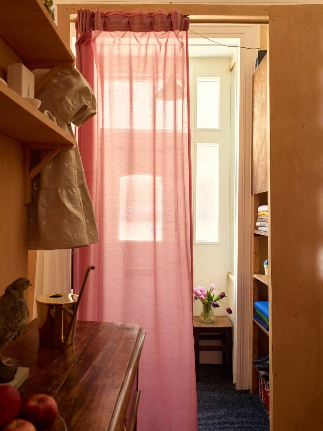 A Small Vintage Apartment with Warm Yellow Walls 17 vintage-nordic-apartment-diy-bedroom-nordroom