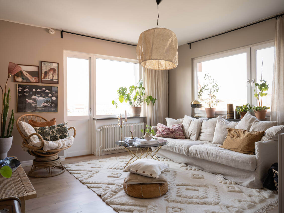 A Warm Neutral Colored Nordic Home 3 warm-neutral-colored-living-room-nordroom