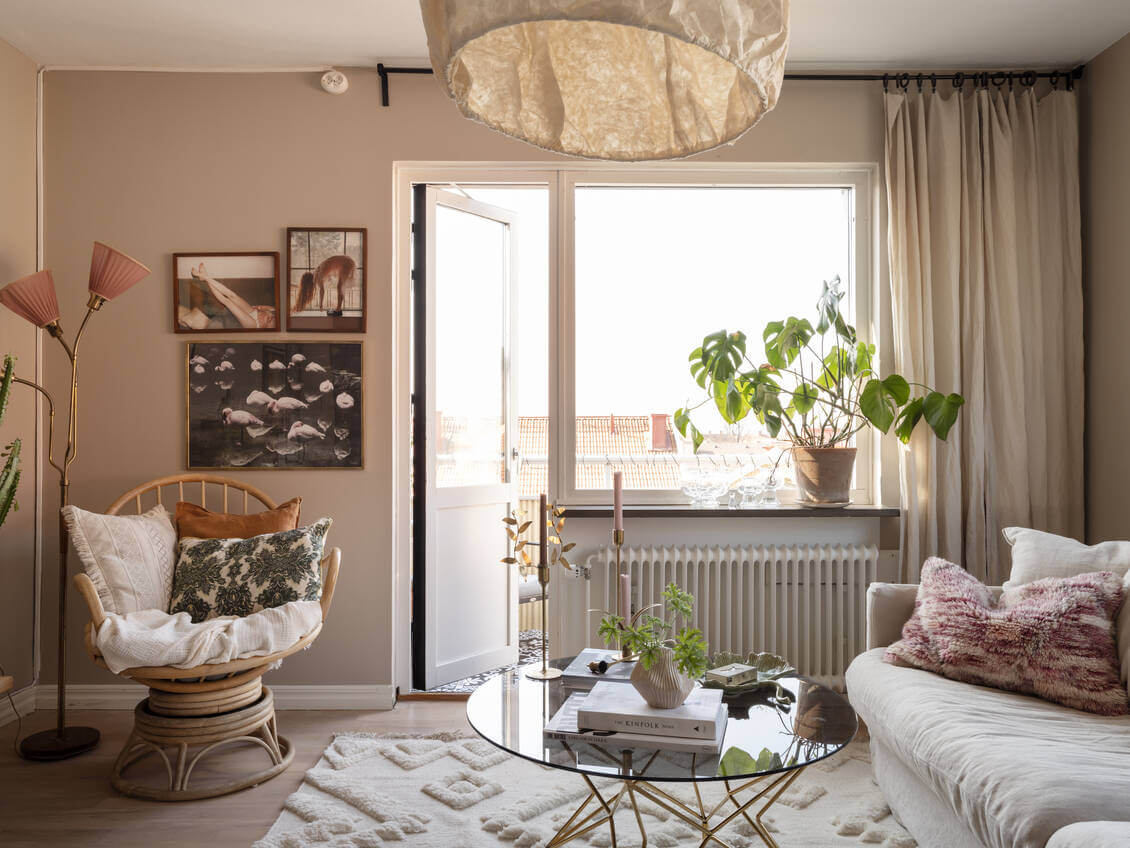 A Warm Neutral Colored Nordic Home 5 warm-neutral-living-room-layered-textiles-nordroom