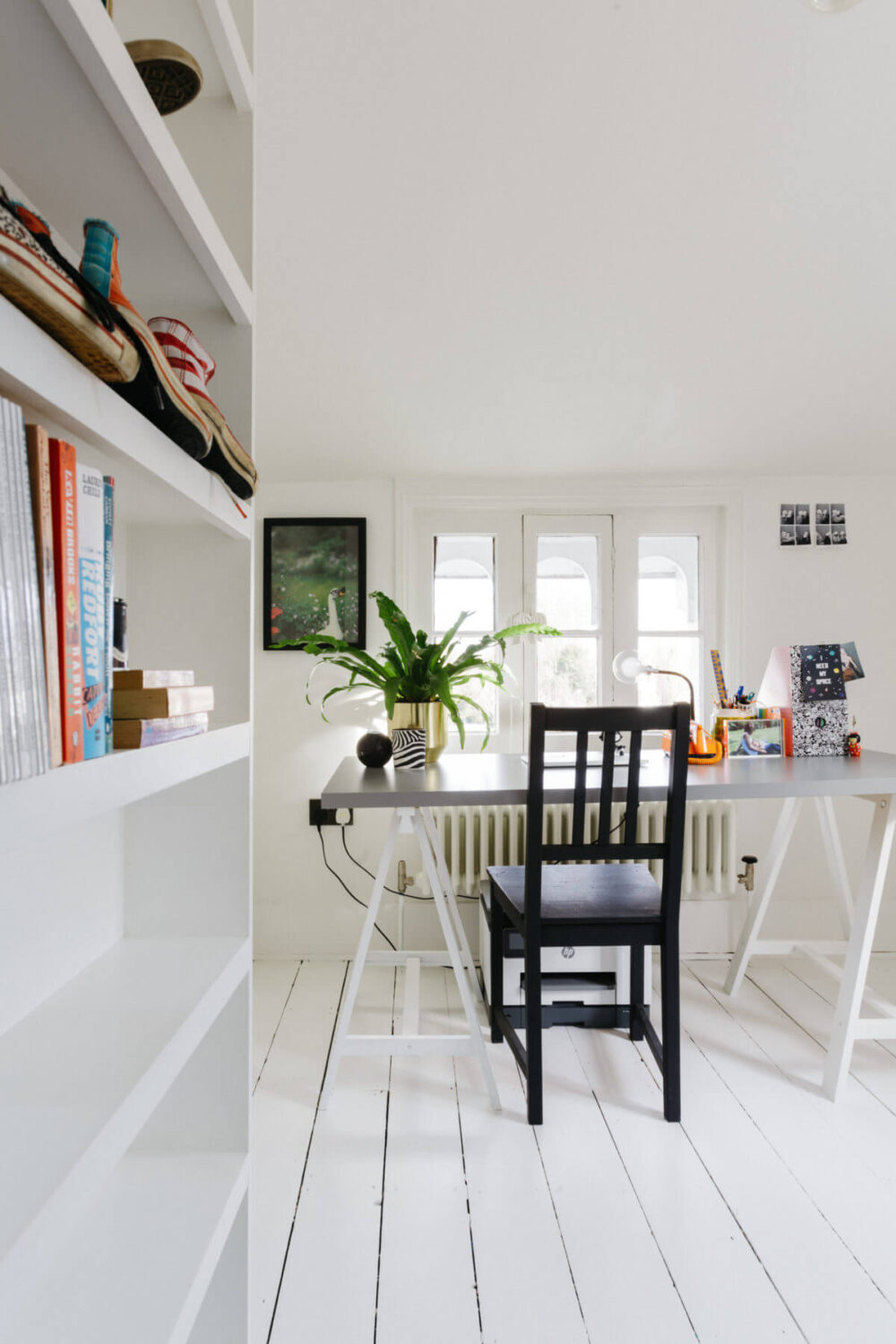 A Black and White Victorian House in London 35 white-home-office-nordroom