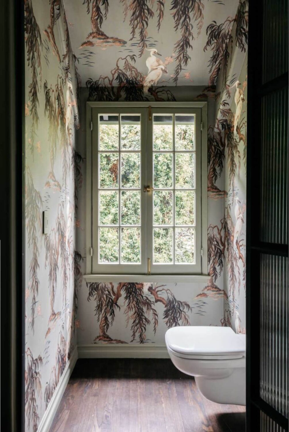 A Beautiful Tudor House in Los Feliz 30 bathroom-wallpaper-los-feliz-tudor-house-nordroom