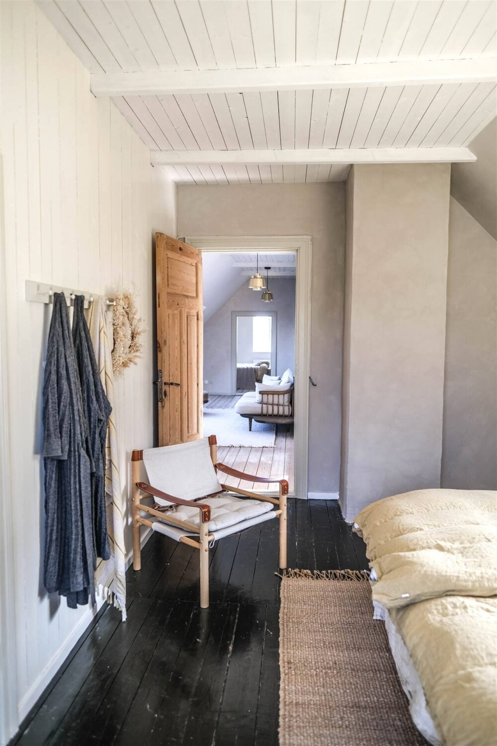 Our Food Stories' Countryside Cottage in Sweden 18 bedroom-black-wooden-floor-nordroom