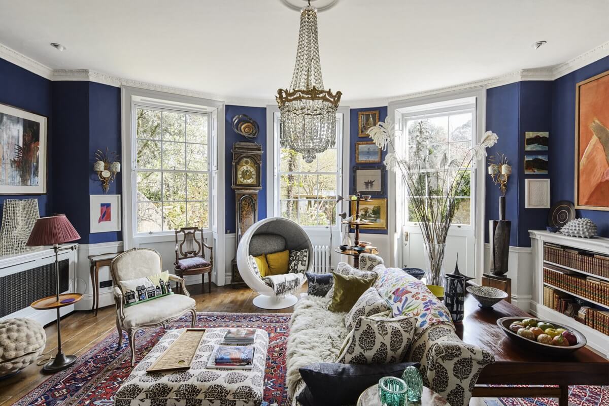 An Eclectic Art-Filled Townhouse in London 2 blue-eclectic-sitting-room-pantone-nordroom