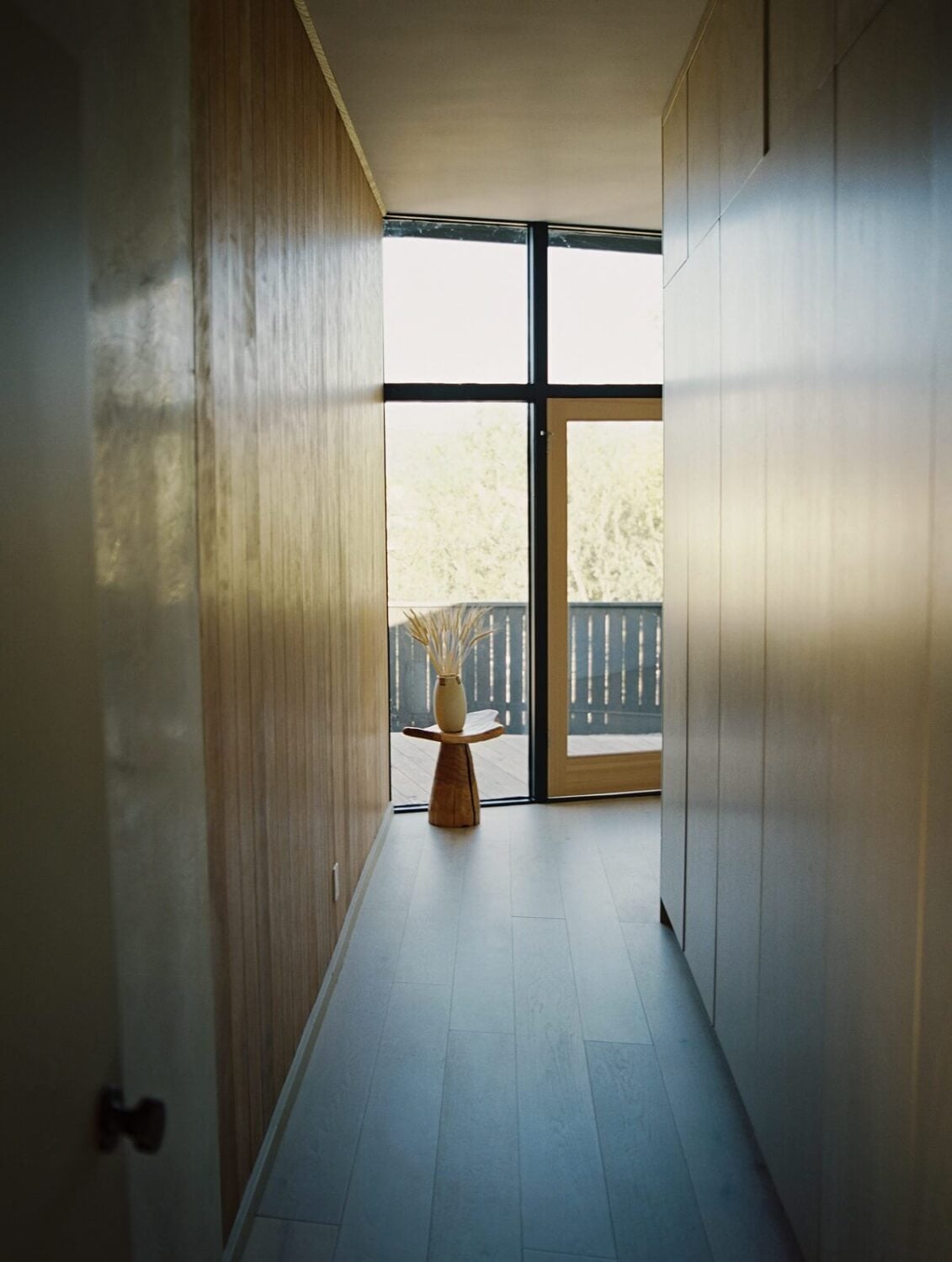 Japandi Design in a Midcentury Home in Los Angeles 24 built-in-closets-midcentury-home-los-angeles-nordroom