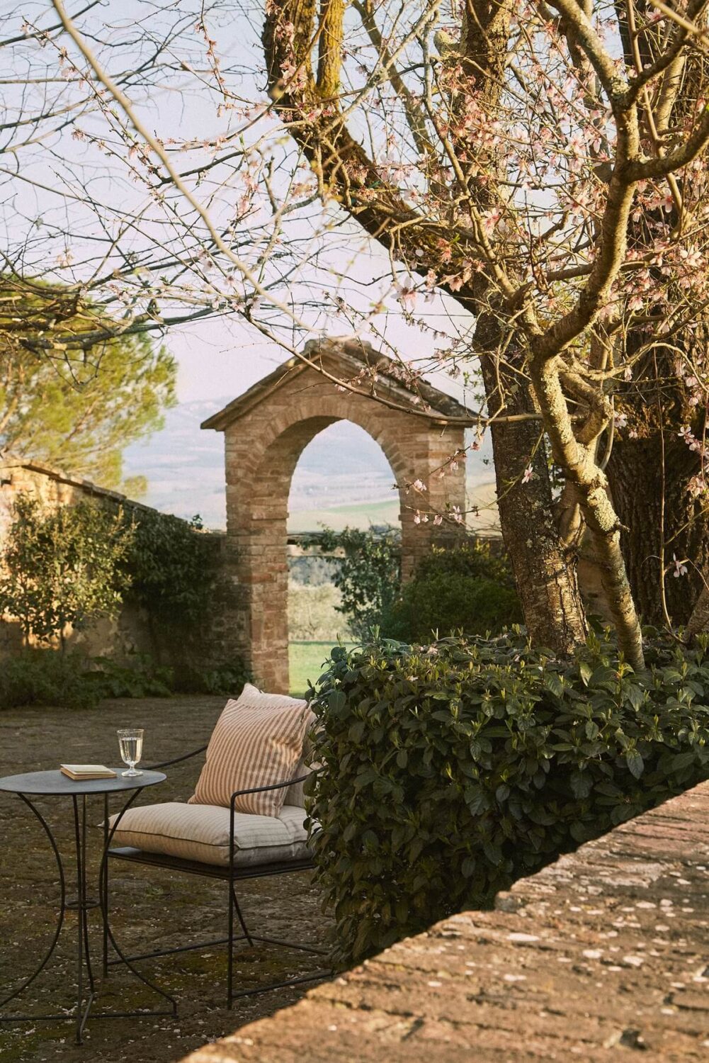 A Tuscan Villa by Zara Home 20 garden-tuscan-villa-zara-home-nordroom