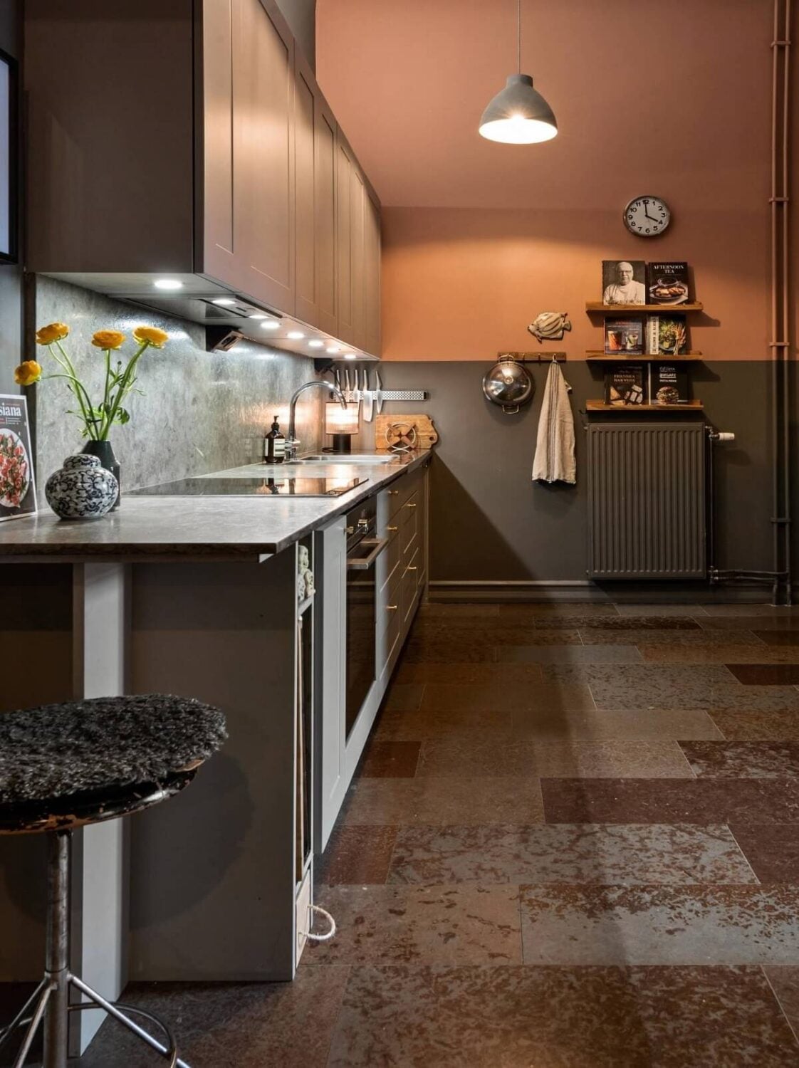 A Moody Family Home in Sweden 8 gray-pink-kitchen-nordroom