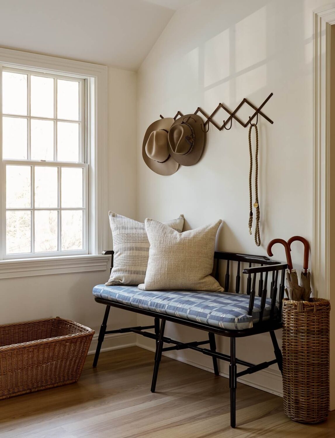 A Warm Family Home in Connecticut 16 hallway-bench-country-house-nordroom