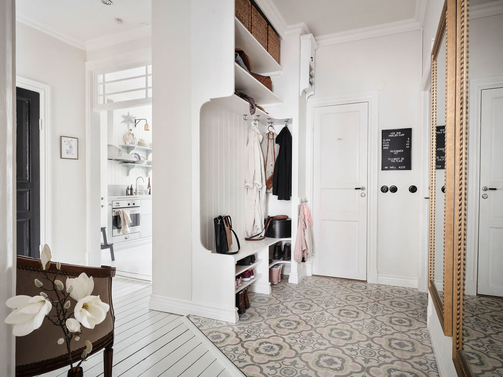 A Bright Nordic Home with Small (but Smartly Designed) Bedrooms 29 hallway-built-in-wardrobe-nordic-home-nordroom