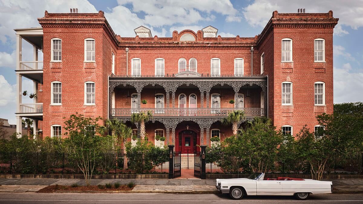 Hotel Saint Vincent in New Orleans 27 hotel-saint-vincent_new-orleans_lambert-macguire-design-exterior-nordroom