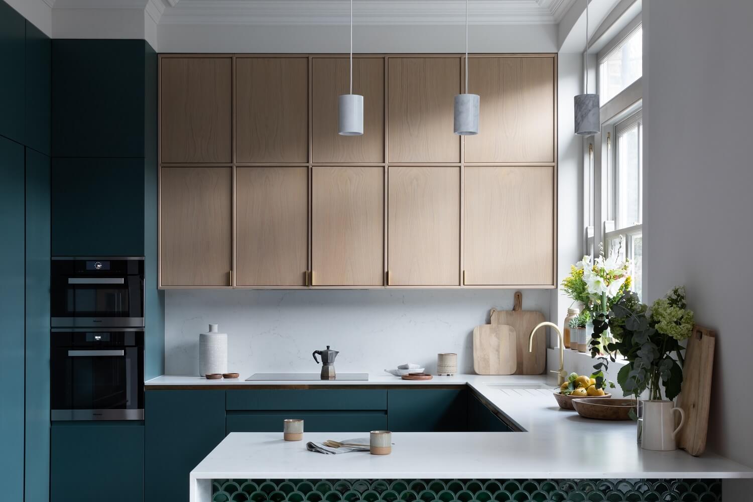 A Victorian Home in London with Bold Color Accents 13 kitchen-modern-blue-cabinets-upper-cabinets-london-townhouse-nordroom