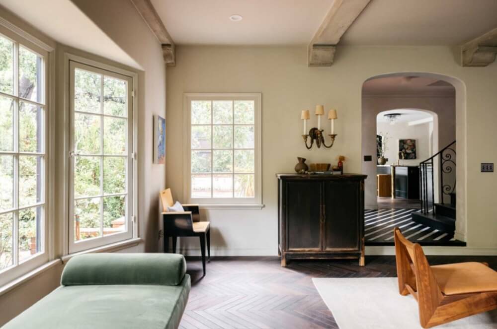A Beautiful Tudor House in Los Feliz 4 living-room-green-velvet-bench-jordan-bakva-los-feliz-nordroom