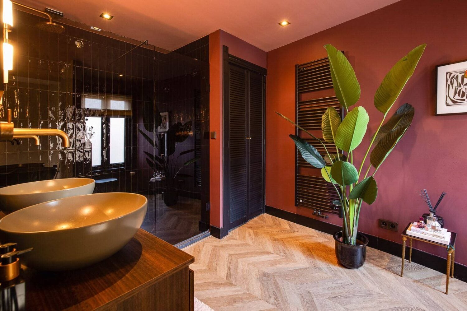 A Dutch Family Home with Warm Color Accents 17 master-en-suite-bathroom-black-tiles-terracotta-walls-nordroom