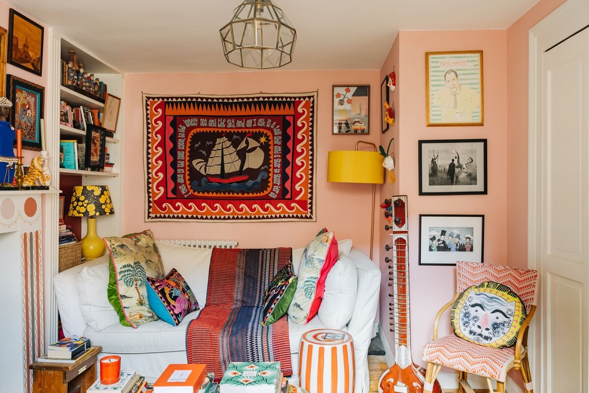 A Playful Maximalist Home in London 3 pink-sitting-room-maximalist-decor-london-flat-nordroom