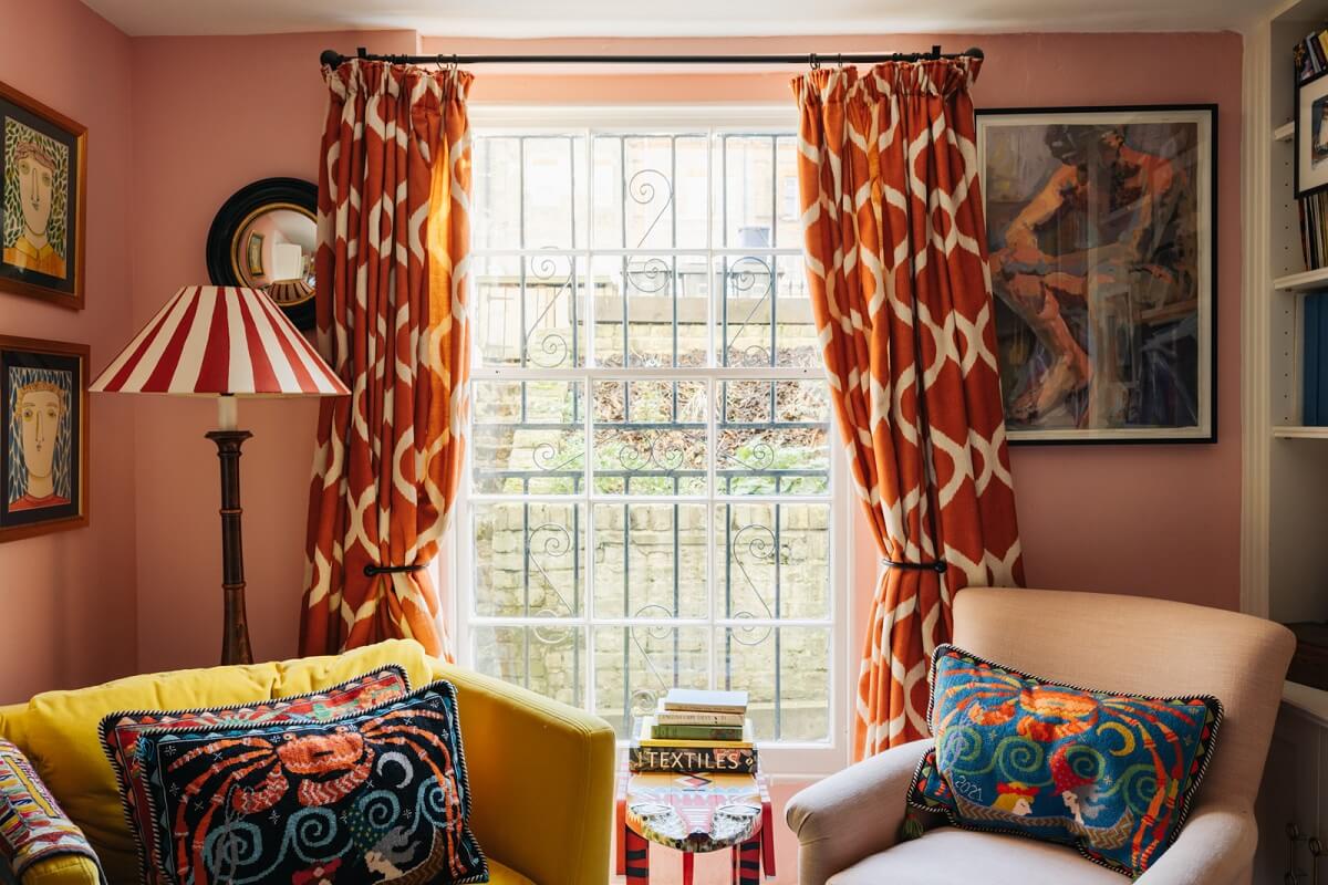 A Playful Maximalist Home in London 4 pink-sitting-room-maximalist-home-nordroom