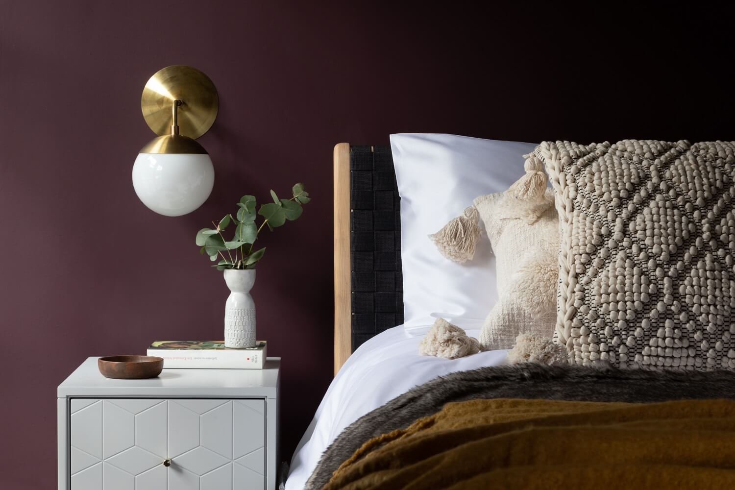 A Victorian Home in London with Bold Color Accents 17 purple-wall-bedroom-modern-furnishings-victorian-townhouse-london-nordroom