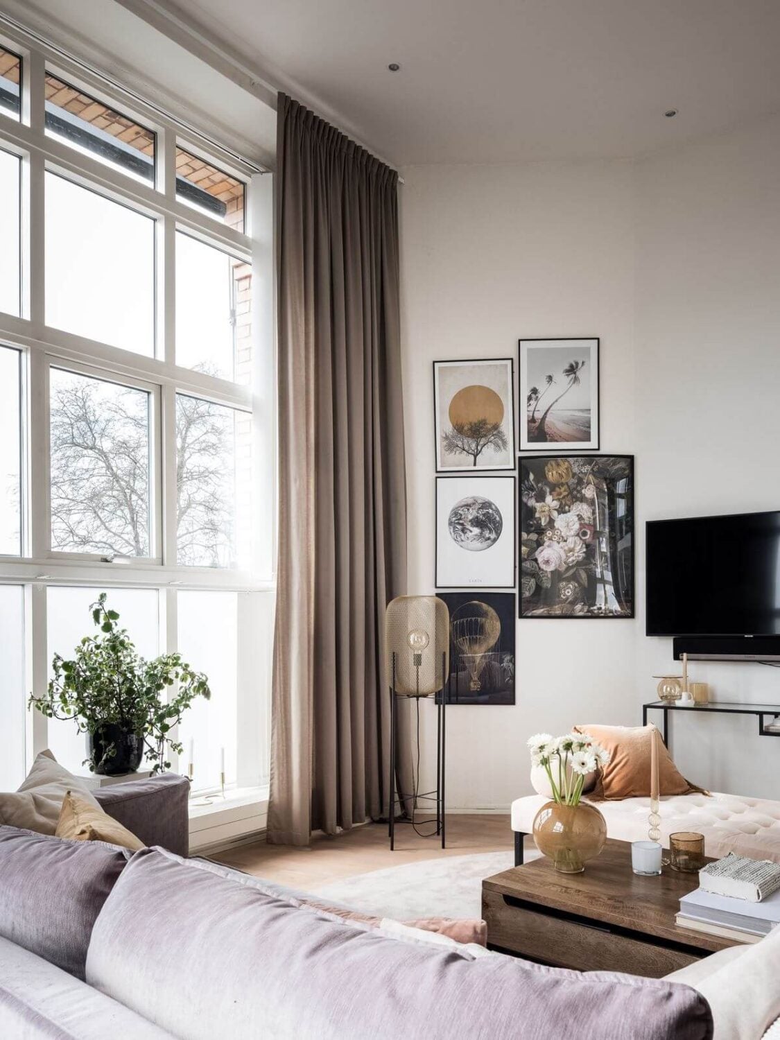 A Light Scandinavian Loft Apartment 5 scandinavian-loft-apartment-high-ceilings-nordrom