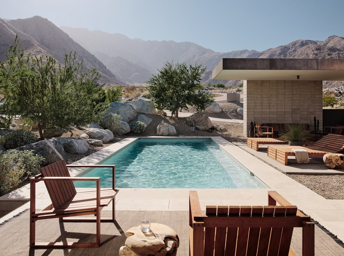A Modern Architectural Home in Palm Springs 21 swimming-pool-mountain-view-palm-springs-woods-dangaran-modern-home-nordroom