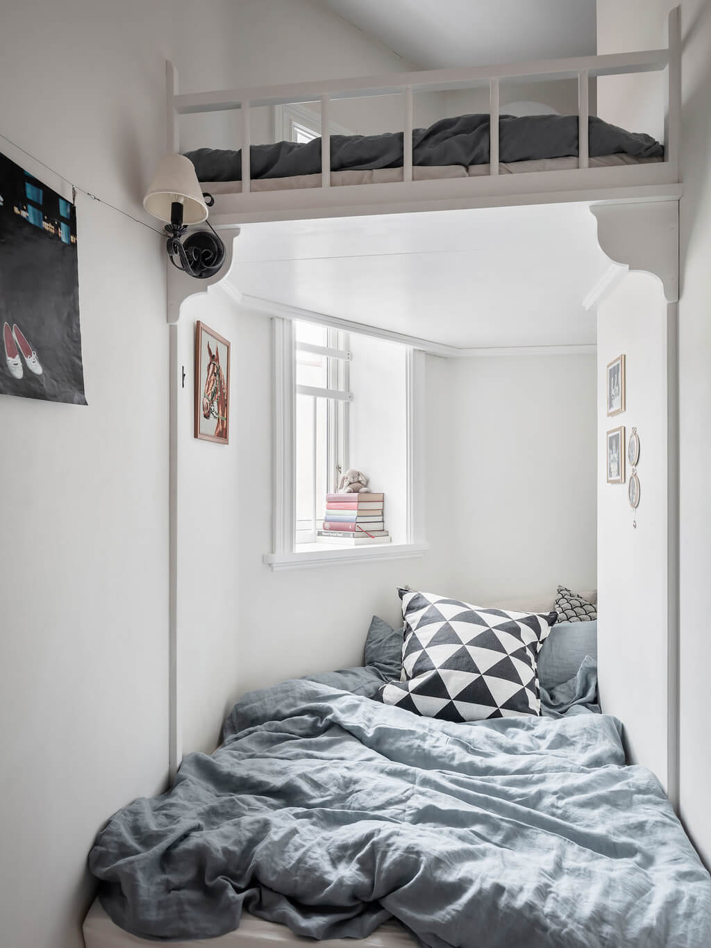 A Bright Nordic Home with Small (but Smartly Designed) Bedrooms 25 tiny-narrow-bedroom-loft-scandinavian-design-nordroom