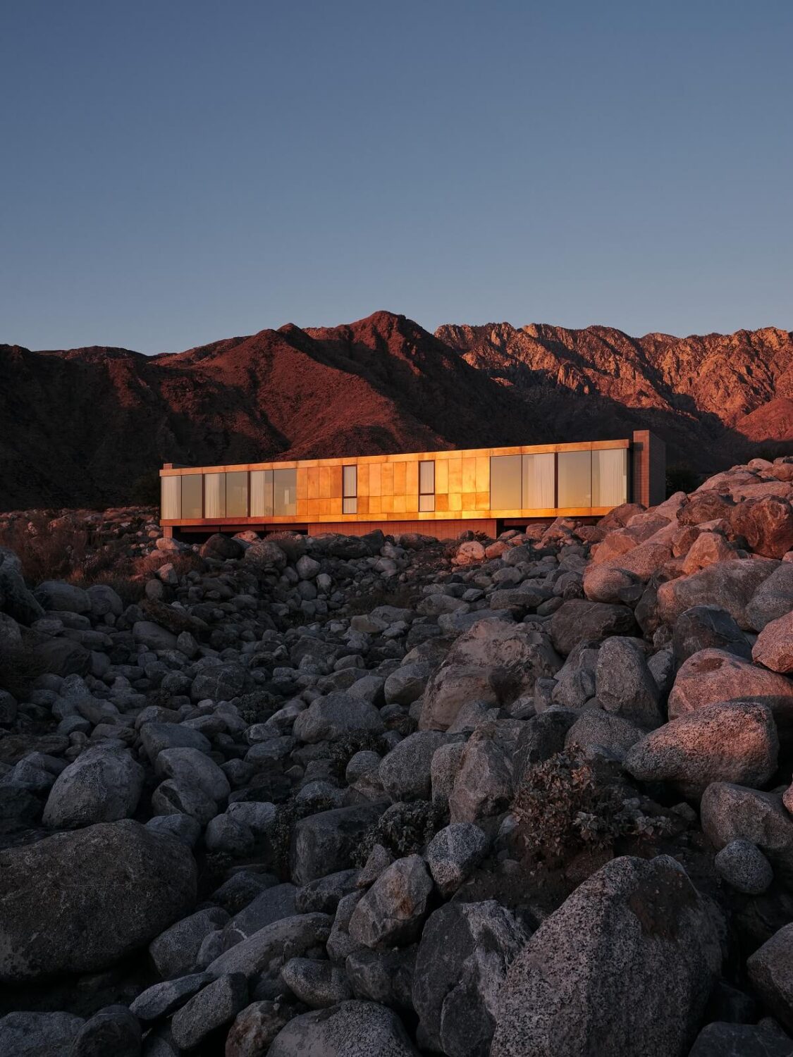 A Modern Architectural Home in Palm Springs 29 woods+dangaran-palm-springs-home-nordroom